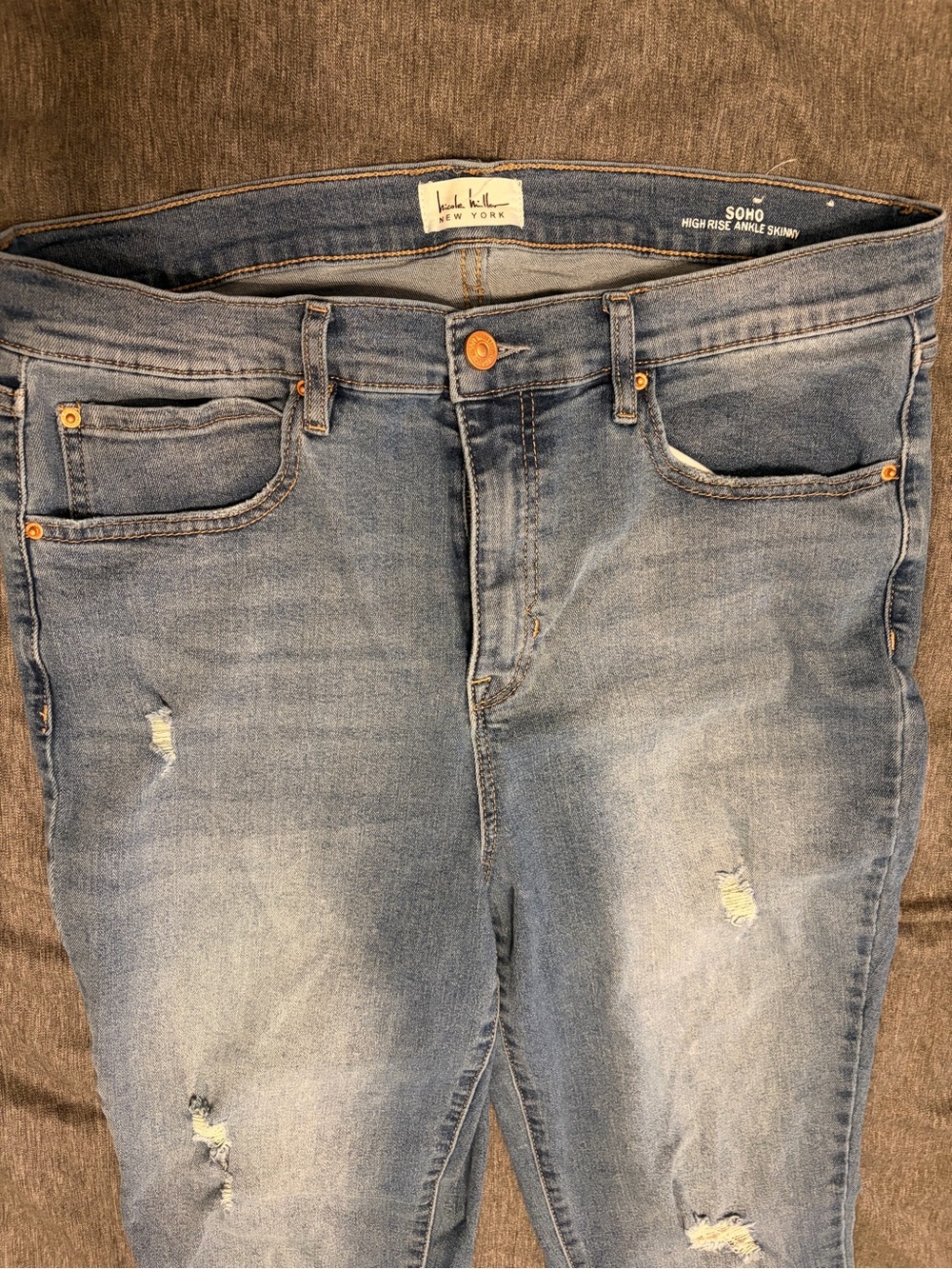 Isaac Mizrahi Soho Skinny Jeans - Light Blue Denim